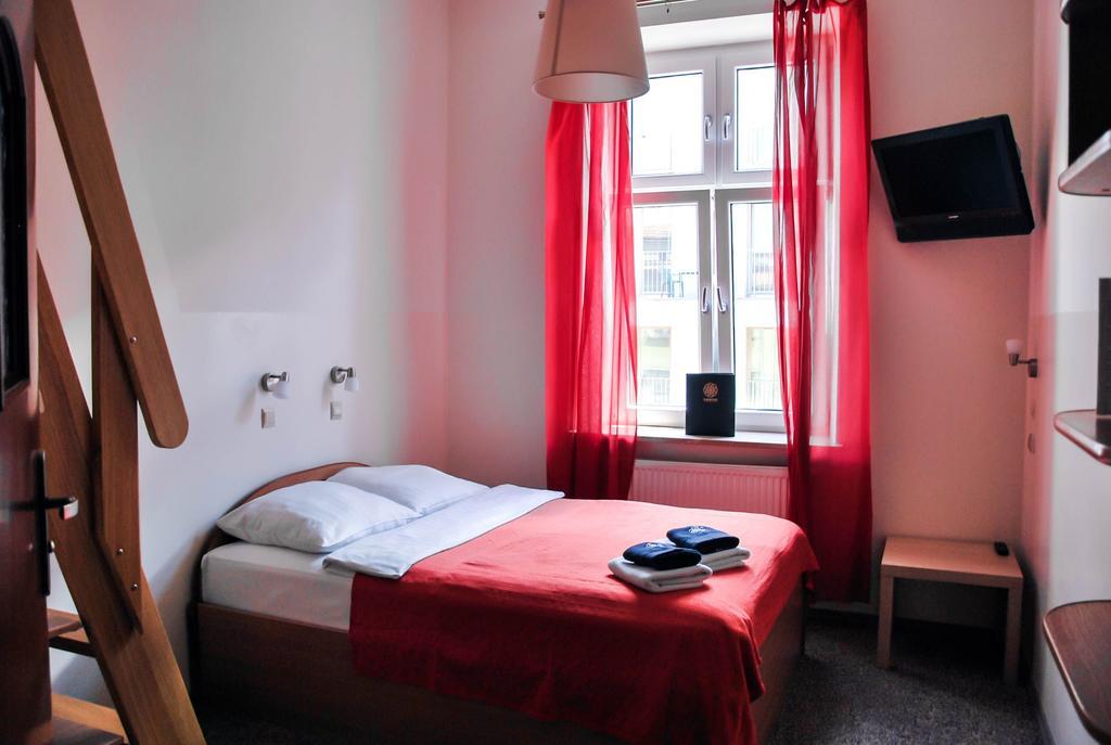 Aparthotel Kadetus Krakow Luaran gambar