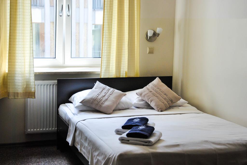 Aparthotel Kadetus Krakow Luaran gambar