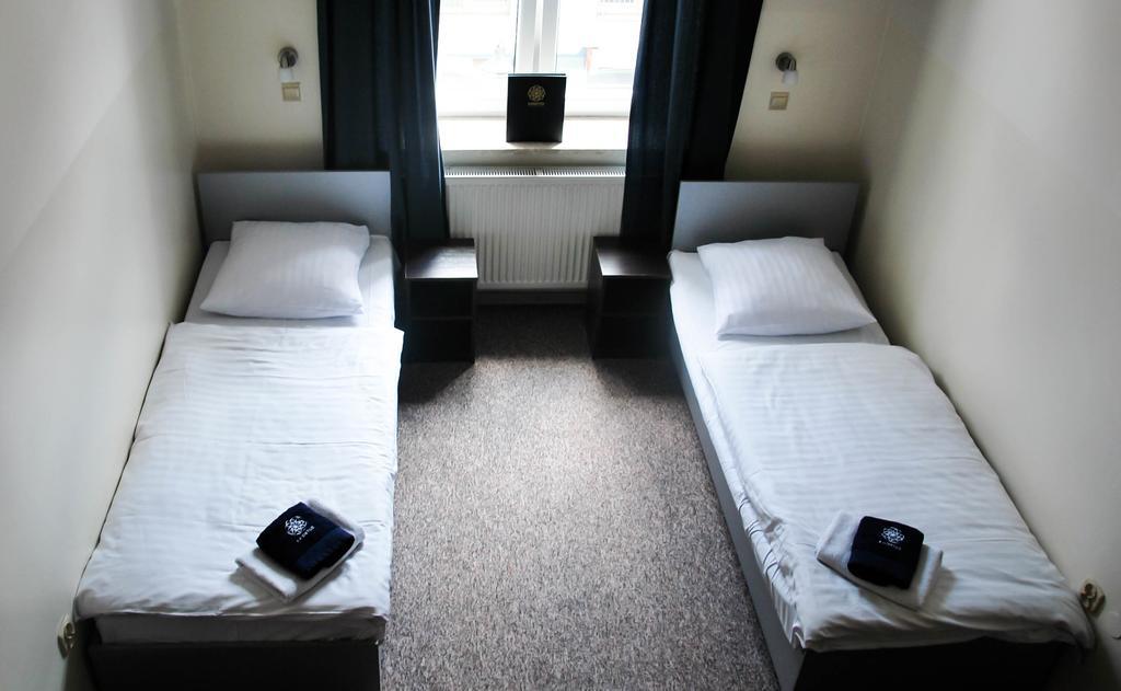 Aparthotel Kadetus Krakow Luaran gambar