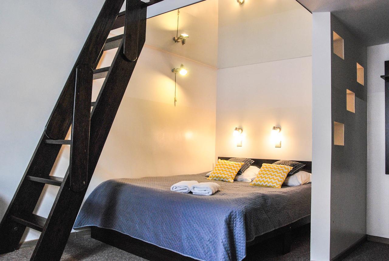 Aparthotel Kadetus Krakow Luaran gambar