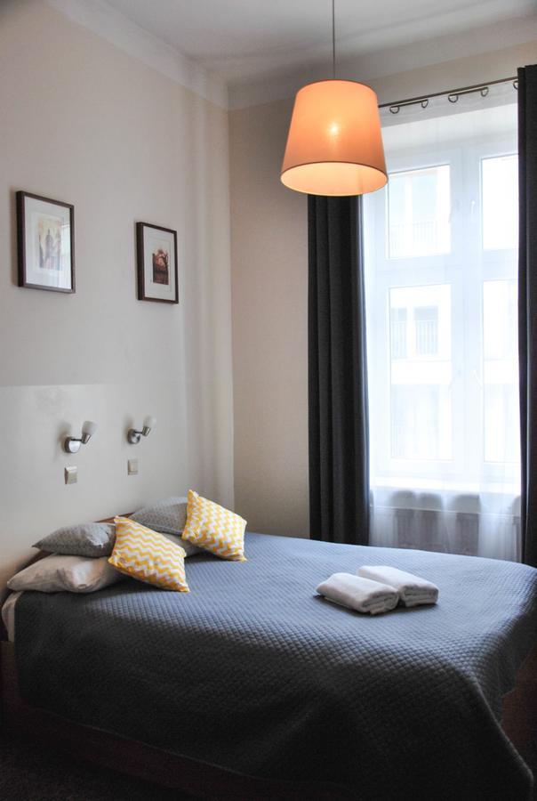 Aparthotel Kadetus Krakow Luaran gambar