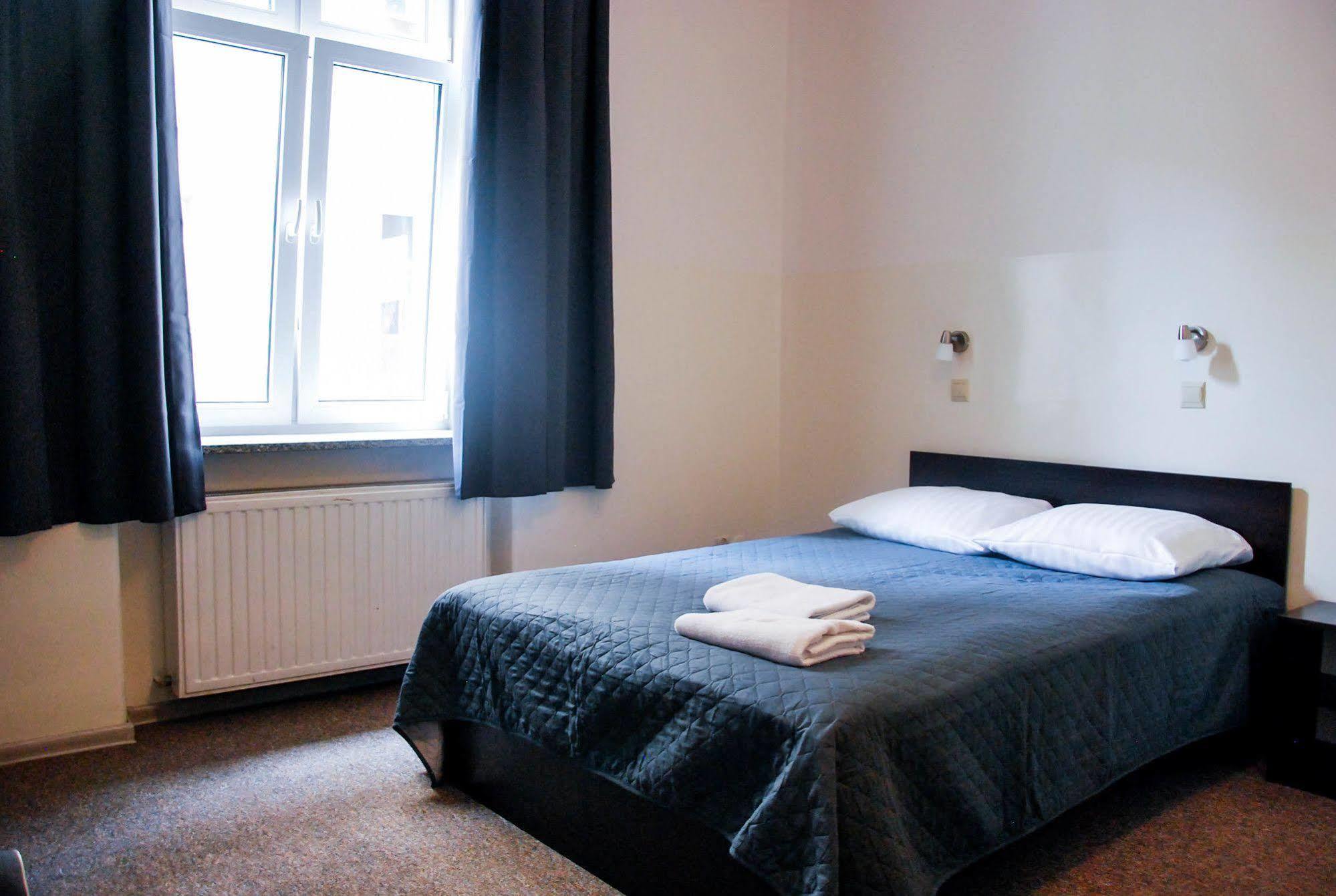 Aparthotel Kadetus Krakow Luaran gambar
