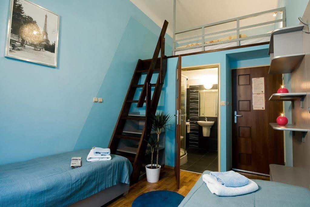 Aparthotel Kadetus Krakow Luaran gambar